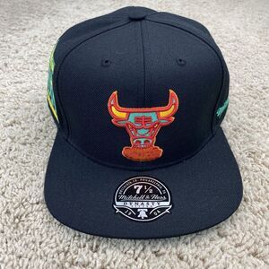 Chicago Bulls Hat Mitchell & Ness Black Weatherman 7 1/2 XXX Logo Windy City Cap